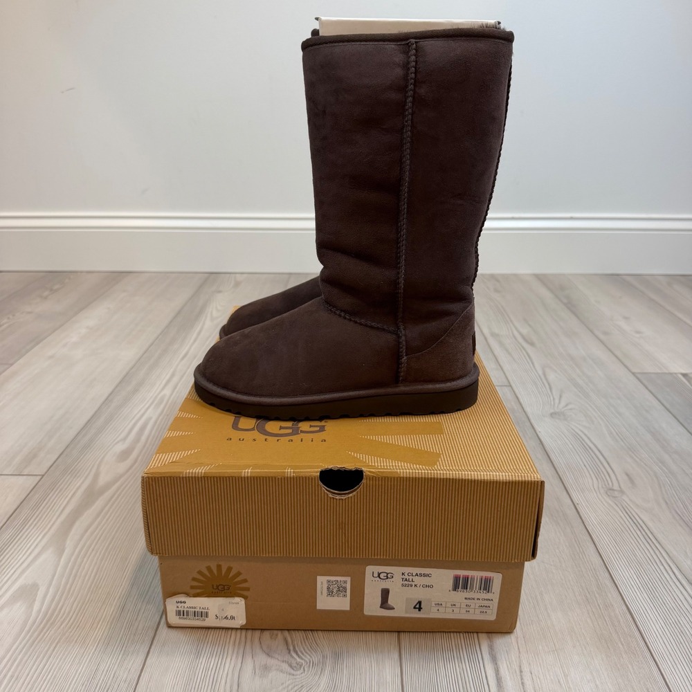 UGG Kids Classic Tall Chocolate Brown Suede Boots 5229 K CHO Size 4 NEW